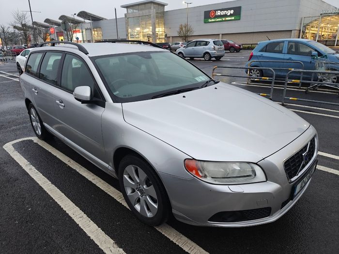 2010 Volvo V70
