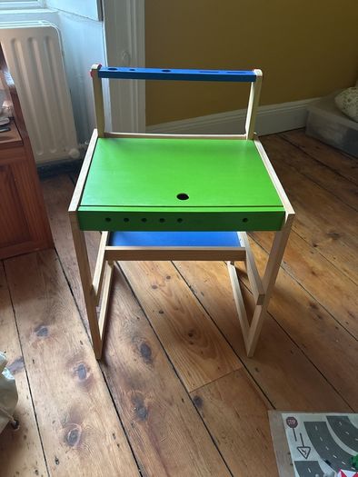 Workbench/desk with bag of tools and accessories