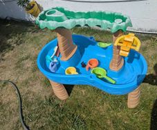 Water Play Table