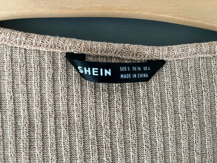 BNWOT SHEIN ladies crop top size 6