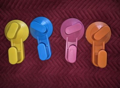 4 ikea bathroom hooks with suction cup
