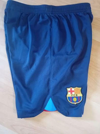 Nike Barcelona Shorts Size M (10-12 yrs)