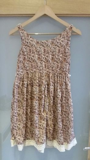 Brand new. Crochet Floral Top