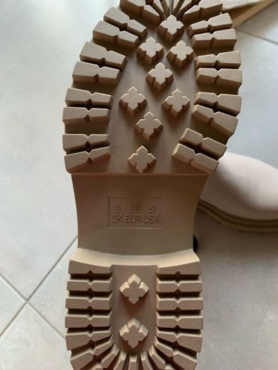 New boots size 3
