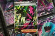 Atticus ! Ultra Rare ! from Prismatic Evolutions Set ! 2025 ! Pokemon Card !