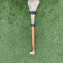 Signed Hurl