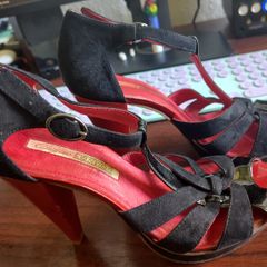 Buffalo London Black Platform Sandals (Size 6)