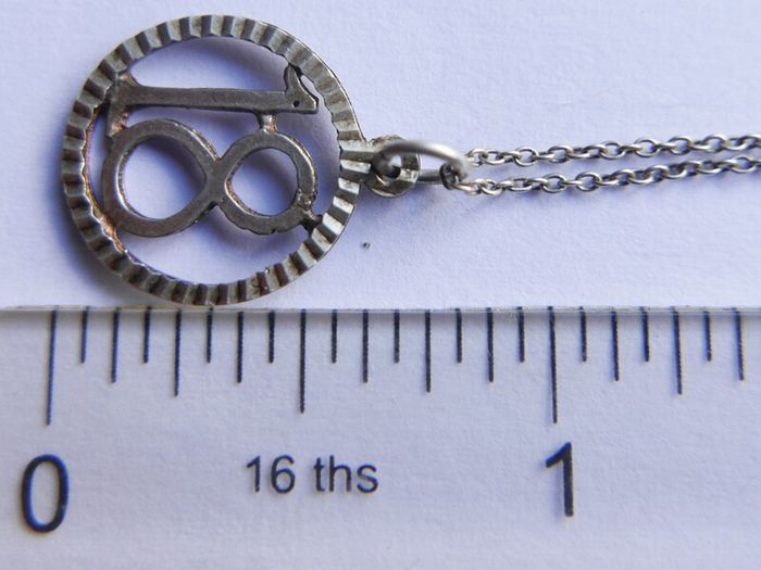 Vintage Sterling Silver 18 Pendant Necklace length 17" - 2g