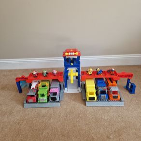 PAW Patrol Big Truck Pups Truck Stop HQ