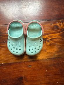 kids crocs