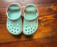 kids crocs