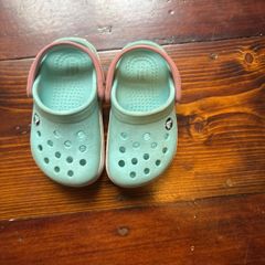kids crocs