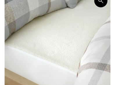 Brand New Linens & Lace Home Thermal Fitted Under Blanket - Colour - Cream - RRP - 17.00