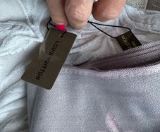 Louis Vuitton scarf silver & pink