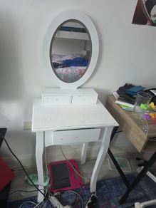 dressing table
