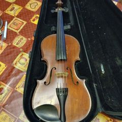 Antique Fiddle/violin