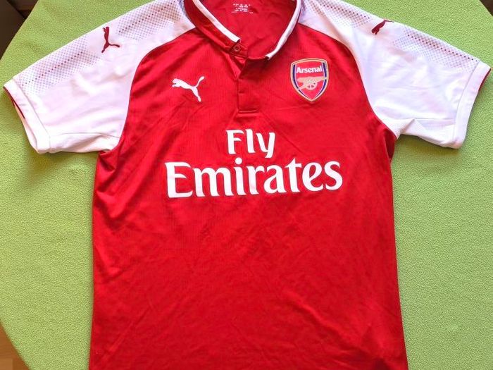 ,2017/18 Arsenal Puma #Aubameyang Jersey Size M Adults