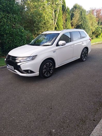 Mitsubishi Outlander 2016