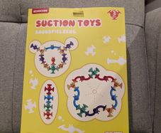 Suction bath toys