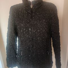 Punto Roma lovely black zipped jacket size UK18 EU46 Postage included