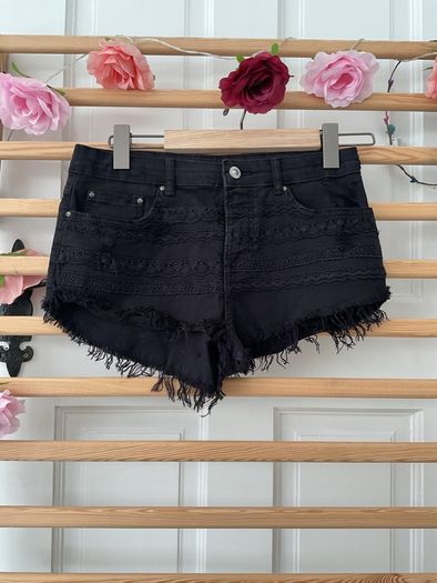 shorts  Bershka size 10 black frayed end style