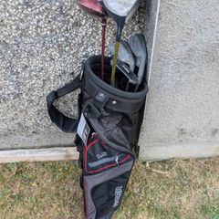 Junior golf clubs suit older 9 up etc brand new bag