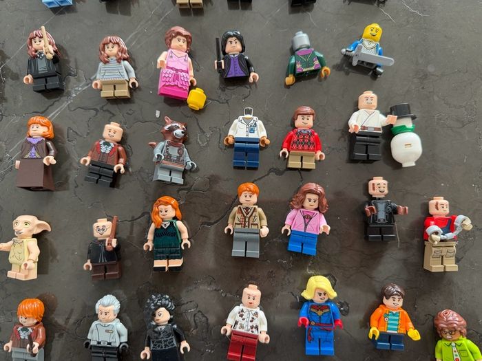 lego mini figures