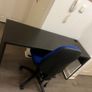 Desk and chair Image 4