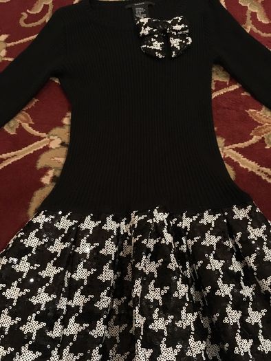 Beautiful Tahari Dress size-5-6 years
