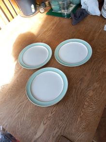 Denby True Green 8" Plates x 3 i
