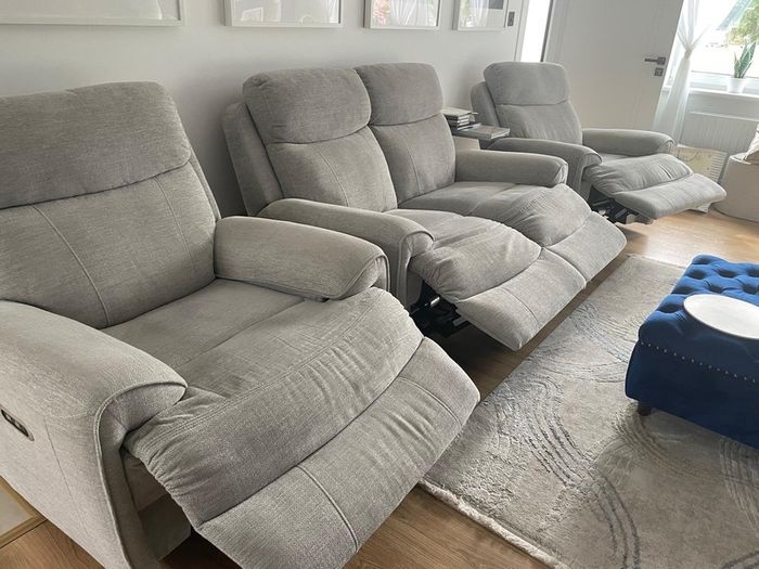 Recliner sofa and 2 armchairs