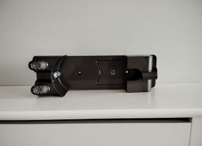 Dyson Wall Mount Docking Station _ New