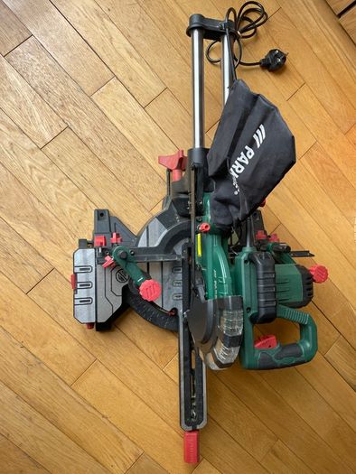 Parkside MPRZ 2000 sliding compound mitre saw
