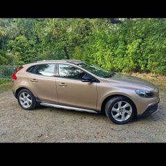 Volvo V40 2016