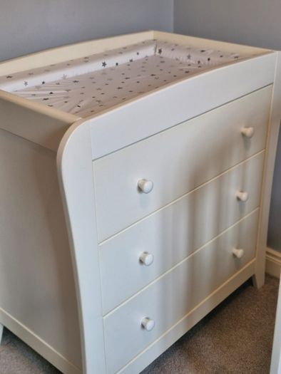 Second hand 3 piece Mamas & Papas nursery set