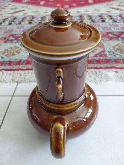 Vintage French ceramic tea/coffee pot