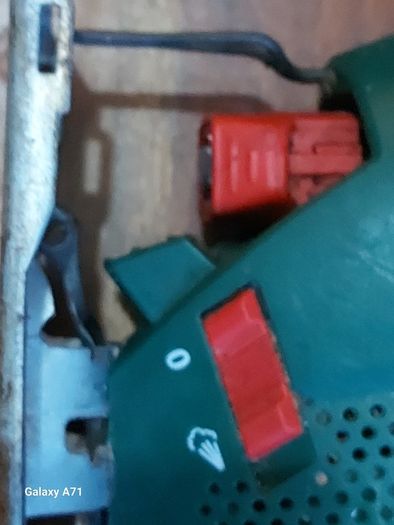 BOSCHE PST 700E 500W  Jigsaw in a case, works perfect, excellent condition
