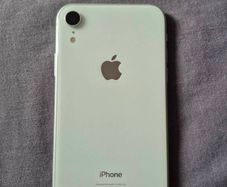 iPhone Xr White 128GB Unlocked