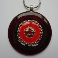 Ikita pendant, Jewellery, Gift. Necklace
