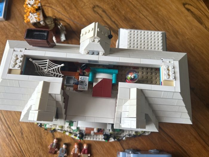 LEGO Home Alone House