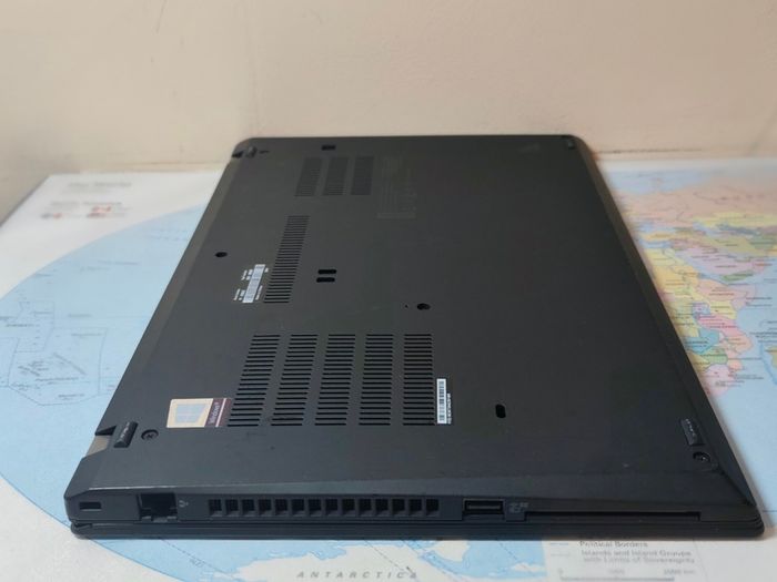 Lenovo ThinkPad T490 Intel i7 8th Gen | 20GB RAM | 256GB SSD | Windows 11 | Office 2021