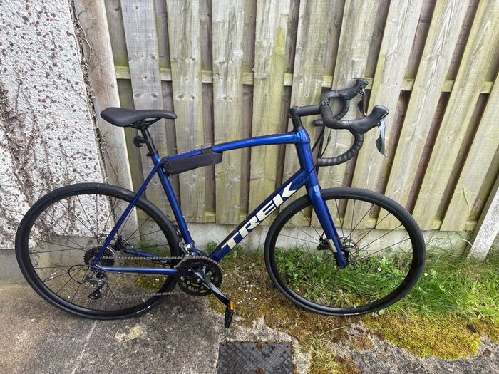 trek bike domane 2 blue colour