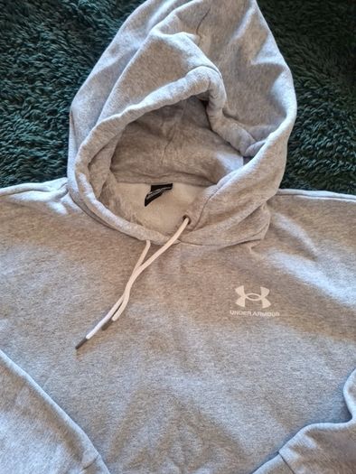 hoodie- under armour