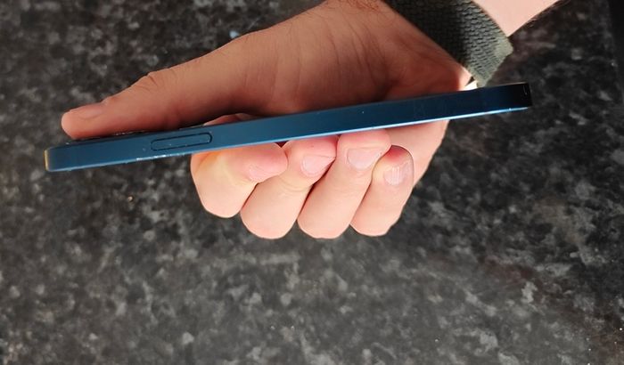 iPhone 12 64gb