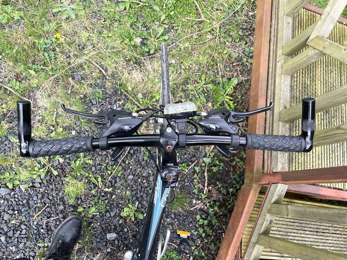 Ladies LaPierre hybrid bike