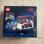 Lego Stranger Things WSQK The Squawk Radio Station 40891 Image 2