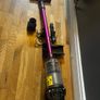 Dyson v10 hoover Image 4