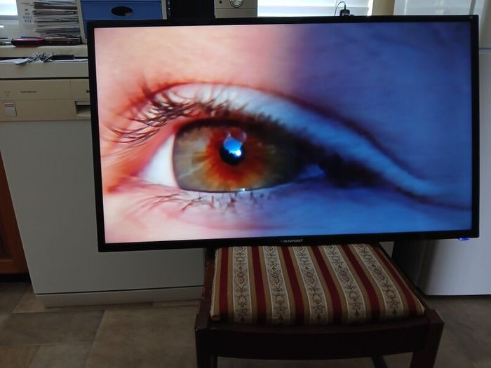 New Blaupunkt 40 inch Smart hdmi tv.