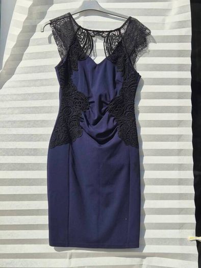 Navy blue lace bodycon dress Lipsy London (UK 12 / EU 40)