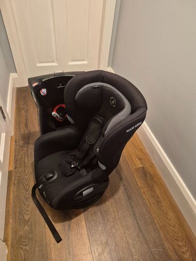 Maxi cosi swivel car seat